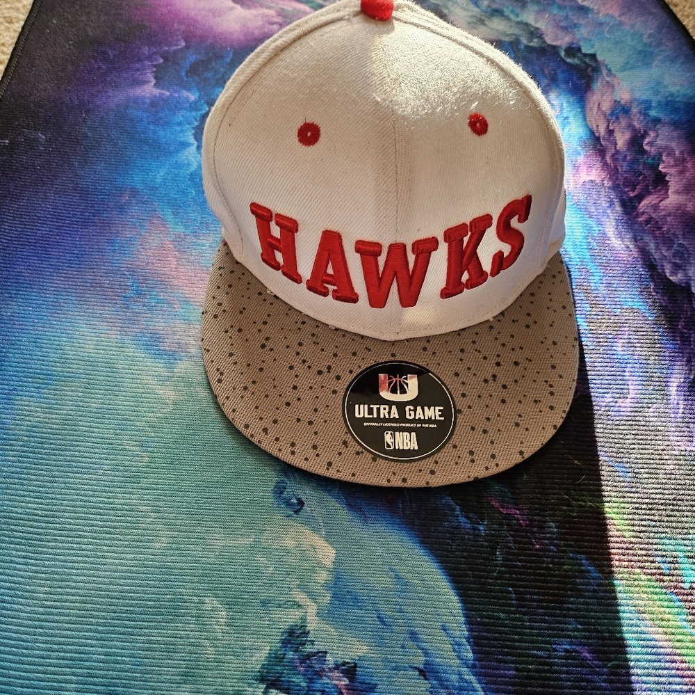 Hawks snapback